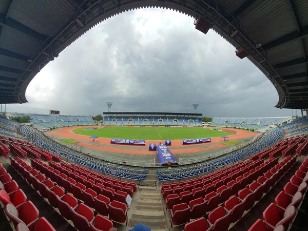 Comment les réseaux sociaux transforment-ils le suivi des compétitions sportives ?